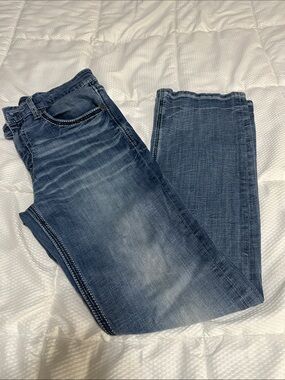 BKE Men’s Bootcut Jeans in Medium Blue Wash